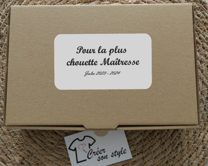 Coffret cadeau "pour la plus chouette maîtresse"