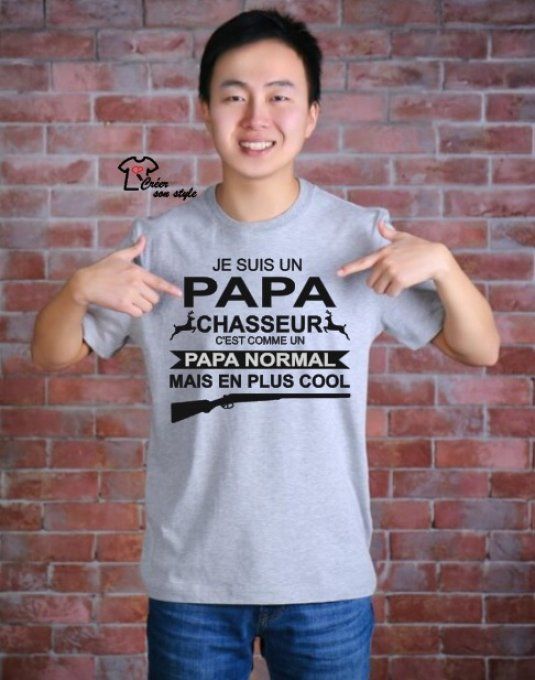 tee shirt homme "je suis un papa chasseur c'est comme un papa normal mais en plus cool"